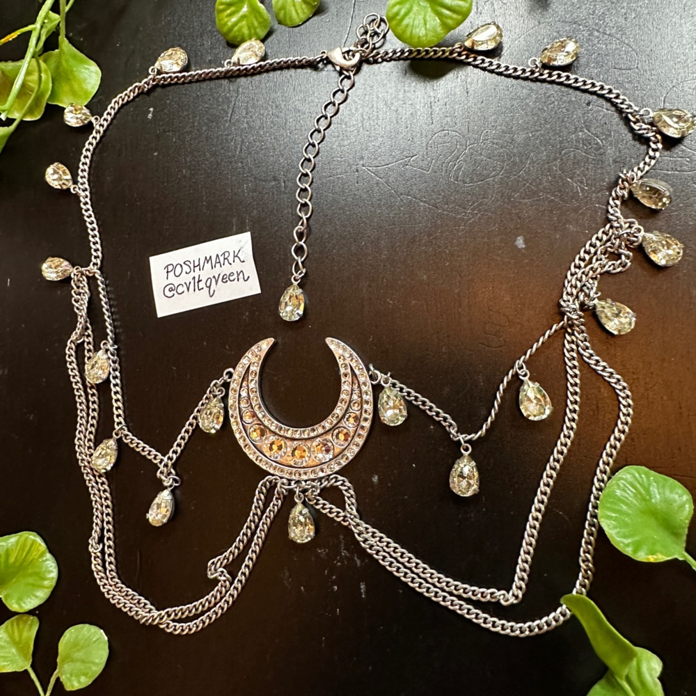 KILLSTAR | Silver Moon Eria Headdress Necklace | JUST LIKE NEW
